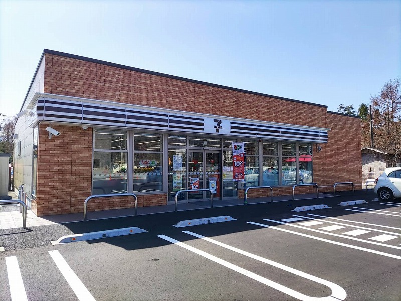 セブン-イレブン 河口湖東恋路店