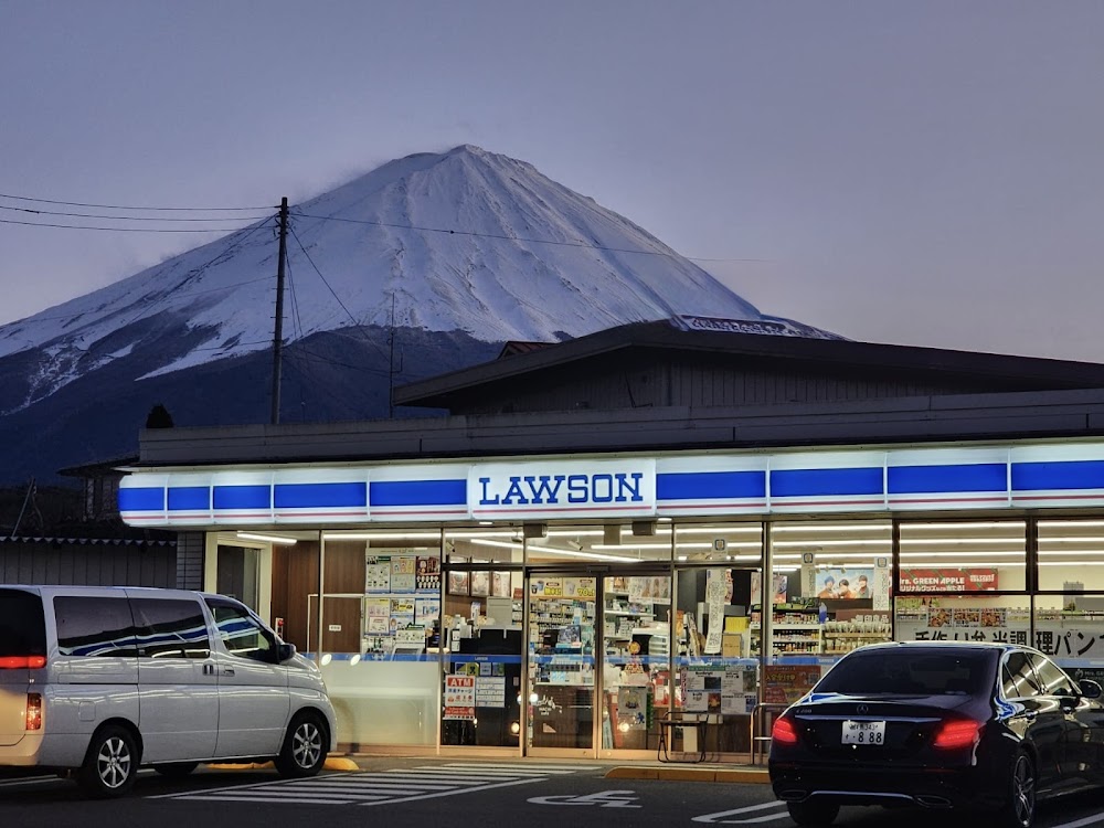 セブン-イレブン 富士吉田平成通り店